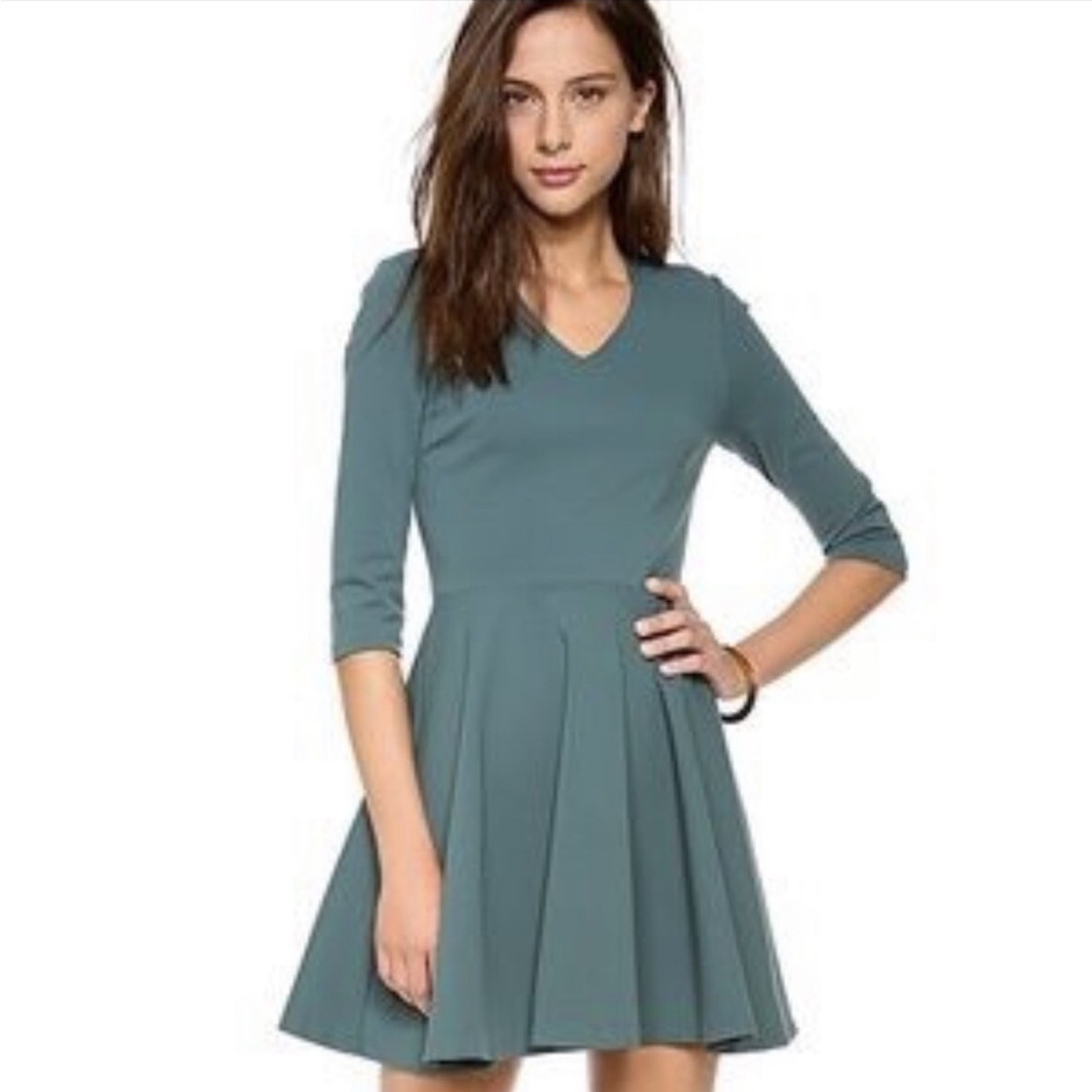 Diane Von Furstenberg Stretch Jeannie Teal V-Neck Elbow Fit & Flare Dress sz 12